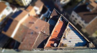 CASA DE PUEBLO DEL 1910 MUY CENTRICA