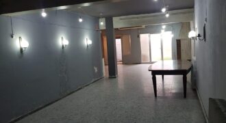 LOCAL MOLT AMPLI DAVANT DE L’ESTACIO