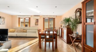 CASA ADOSADA ZONA TURO