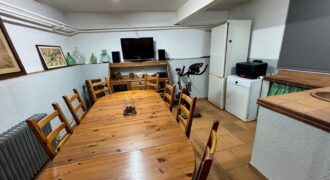 CASA CENTRICA BIEN SITUADA