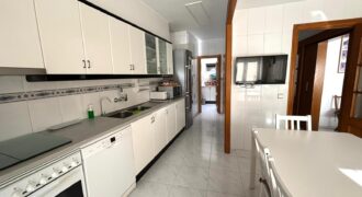 CASA CENTRICA BEN SITUADA