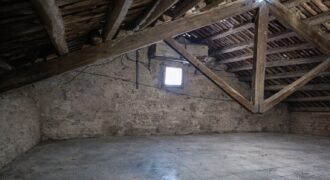 PIS CENTRE DEL POBLE MOLT AMPLI