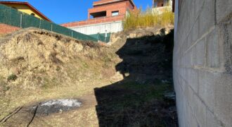 SOLAR TURO AMB MOLT BONA ORIENTACIO