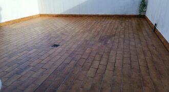 Amplio piso de 3 habitaciones con gran terraza de 60 m  en el centro de Sant Celoni