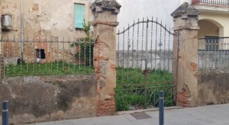 CASA DE POBLE CENTENARIA